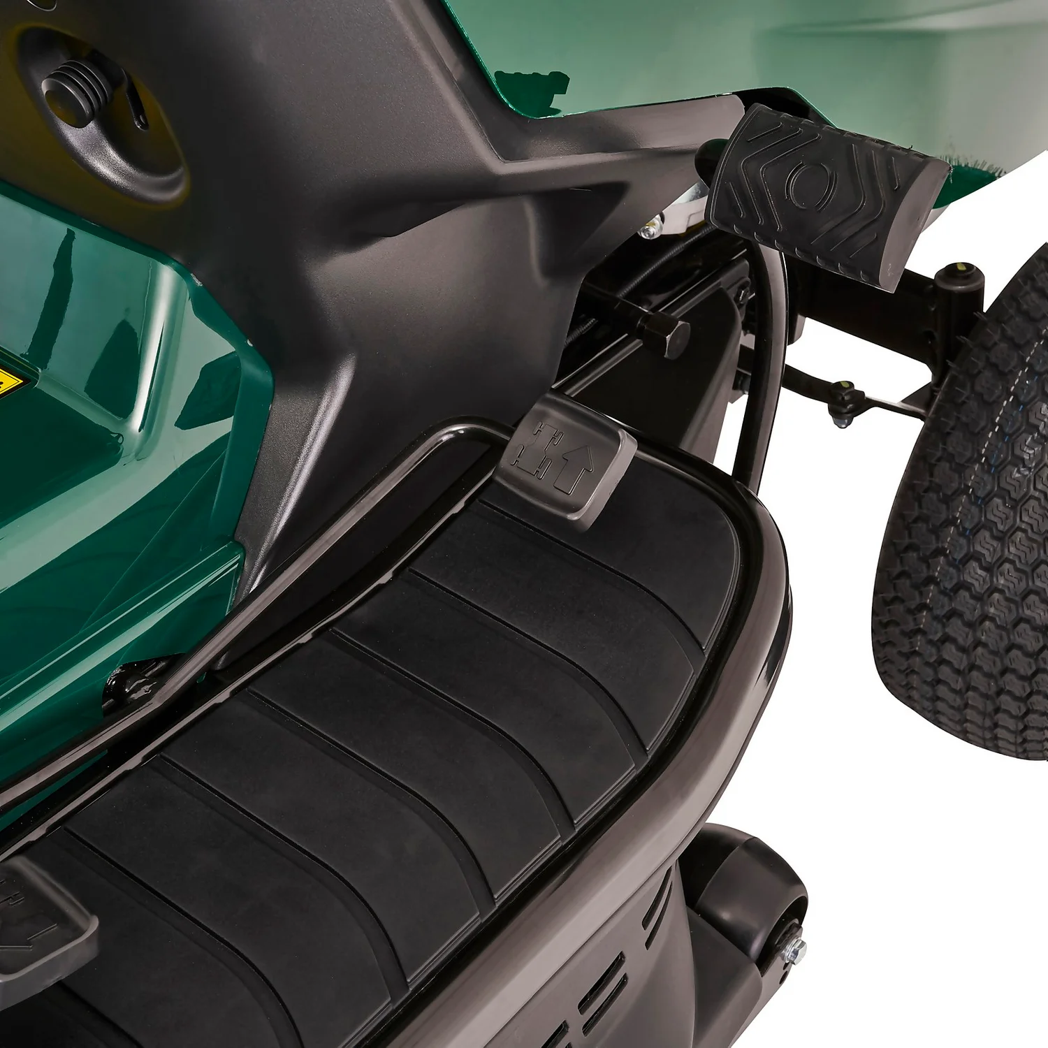 Atco 432cc GT 30H Petrol Lawn Tractor - 84cm 6 Atco 432cc GT 30H Petrol Lawn Tractor - 84cm - Image 6